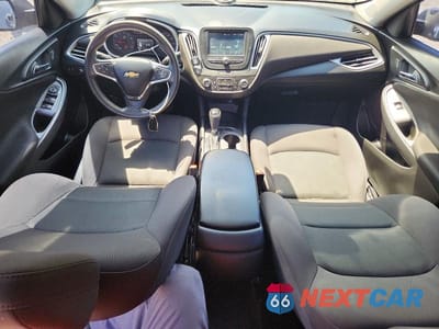 Zdjęcie 8 z 12 samochodu: 2017 CHEVROLET MALIBU LS VIN:1G1ZC5ST5HF262925 - miniatura