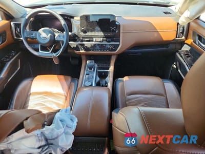 Zdjęcie 8 z 13 samochodu: 2023 NISSAN PATHFINDER PLATINUM VIN:5N1DR3DJ1PC240206 - miniatura