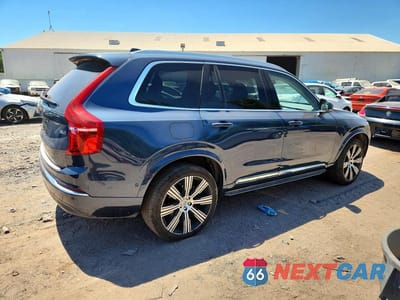 Trzecie zdjęcie samochodu z tyłu: 2023 VOLVO XC90 ULTIMATE VIN:YV40621A5P1940720 - miniatura