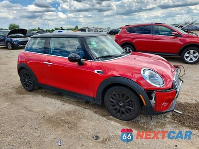 Czwarte zdjęcie samochodu z boku: 2019 MINI COOPER VIN:WMWXP5C56K2H31411 - miniatura