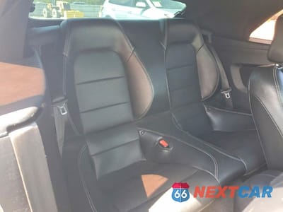 Zdjęcie 10 z 13 samochodu: 2019 FORD MUSTANG VIN:1FATP8UH1K5170029 - miniatura