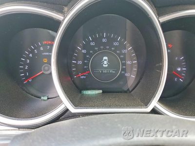 Zdjęcie 9 z 13 samochodu: 2015 KIA OPTIMA LX VIN:KNAGM4A76F5650417 - miniatura