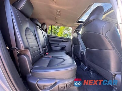 Zdjęcie 6 z 10 samochodu: 2022 TOYOTA HIGHLANDER XLE VIN:5TDGZRBH6NS174915 - miniatura