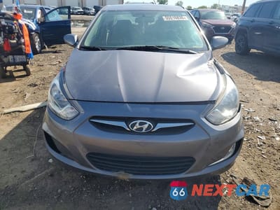 Piąte zdjęcie samochodu w środku: 2013 HYUNDAI ACCENT GLS VIN:KMHCU4AE6DU577807 - miniatura