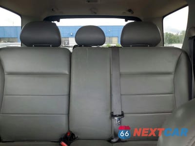 Zdjęcie 10 z 13 samochodu: 2005 FORD ESCAPE XLT VIN:1FMYU93155KB64366 - miniatura