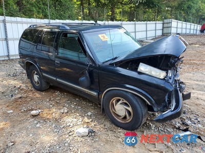 Czwarte zdjęcie samochodu z boku: 1998 CHEVROLET BLAZER VIN:1GNDT13W7W2214745 - miniatura