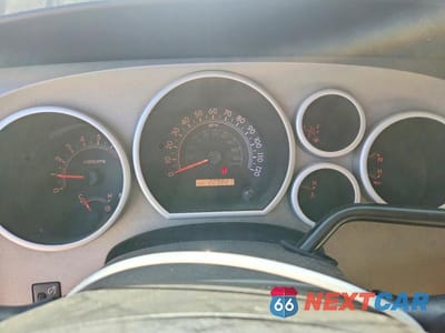 Zdjęcie 9 z 12 samochodu: 2011 TOYOTA TUNDRA DOUBLE CAB SR5 VIN:5TFRY5F14BX109018 - miniatura