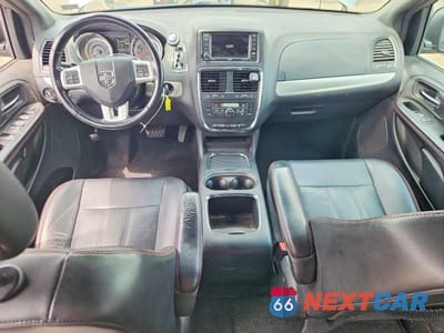 Zdjęcie 8 z 13 samochodu: 2016 DODGE CARAVAN VIN:2C4RDGEG9GR352763 - miniatura