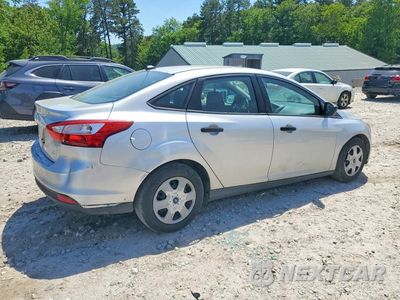 Trzecie zdjęcie samochodu z tyłu: 2013 FORD FOCUS S VIN:1FADP3E23DL320612 - miniatura