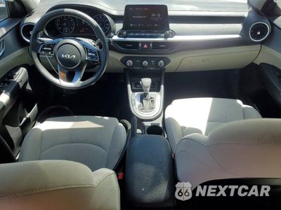 Zdjęcie 8 z 13 samochodu: 2023 KIA FORTE LXS VIN:3KPF24AD6PE580420 - miniatura