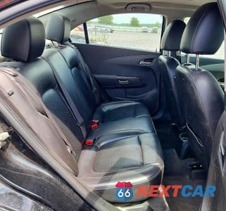 Zdjęcie 10 z 12 samochodu: 2019 CHEVROLET SONIC PREMIER VIN:1G1JF5SB6K4123921 - miniatura