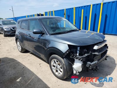 Czwarte zdjęcie samochodu z boku: 2025 KIA SOUL LX VIN:KNDJ23AU6S7260429 - miniatura