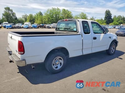 Trzecie zdjęcie samochodu z tyłu: 2002 FORD F-150 VIN:1FTRX17W02NB82565 - miniatura