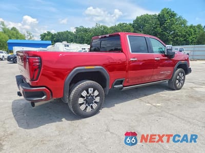 Trzecie zdjęcie samochodu z tyłu: 2024 GMC SIERRA K2500 DENALI VIN:1GT49REY8RF442996 - miniatura