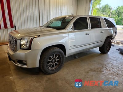 2016 GMC YUKON XL DENALI 1GKS2HKJ9GR369926 - główne zdjęcie licytacji z USA - miniatura