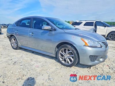 Czwarte zdjęcie samochodu z boku: 2014 NISSAN SENTRA SR VIN:3N1AB7AP0EY226669 - miniatura