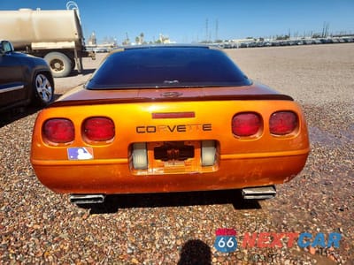 Zdjęcie 6 z 12 samochodu: 1991 CHEVROLET CORVETTE VIN:1G1YY2386M5102364 - miniatura