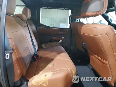 Zdjęcie 10 z 12 samochodu: 2025 TOYOTA TUNDRA 1794 EDITION HV VIN:5TFMC5DB6SX109798 - miniatura