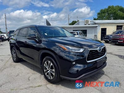 2021 TOYOTA HIGHLANDER HYBRID XLE 5TDGARAH0MS012401 - główne zdjęcie licytacji z USA - miniatura