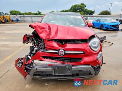 Piąte zdjęcie samochodu w środku: 2019 FIAT 500X TREKKING VIN:ZFBNFYB18KP776575 - miniatura