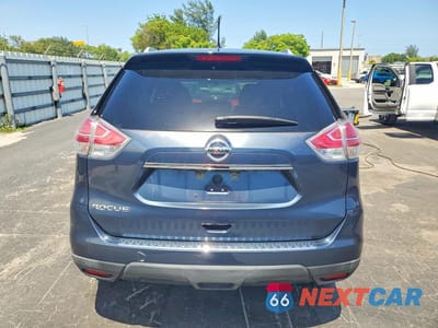 Zdjęcie 6 z 13 samochodu: 2016 NISSAN ROGUE S VIN:KNMAT2MT1GP656222 - miniatura