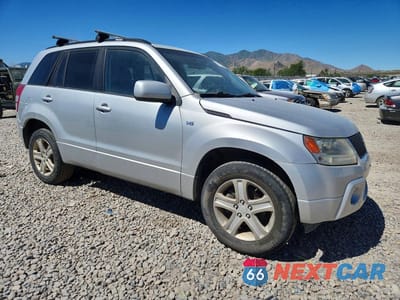 Czwarte zdjęcie samochodu z boku: 2006 SUZUKI GRAND VITARA LUXURY VIN:JS3TD947664104167 - miniatura
