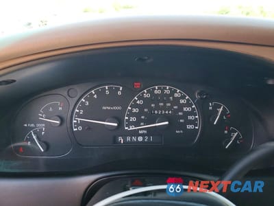 Zdjęcie 9 z 13 samochodu: 2000 FORD EXPLORER XLT VIN:1FMZU73E9YZC59245 - miniatura