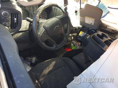 Zdjęcie 8 z 13 samochodu: 2026 CHEVROLET SILVERADO K2500 CUSTOM VIN:2GC4KME77T1107595 - miniatura