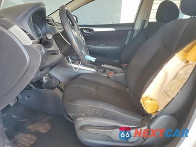 Zdjęcie 7 z 13 samochodu: 2018 NISSAN SENTRA S VIN:3N1AB7AP4JY292541 - miniatura