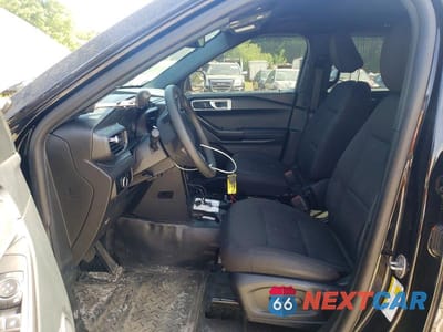 Zdjęcie 7 z 13 samochodu: 2023 FORD EXPLORER POLICE INTERCEPTOR VIN:1FM5K8AB6PGB99325 - miniatura