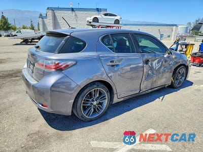 Trzecie zdjęcie samochodu z tyłu: 2013 LEXUS CT 200 VIN:JTHKD5BH5D2149588 - miniatura