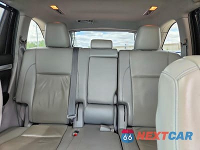 Zdjęcie 10 z 13 samochodu: 2019 TOYOTA HIGHLANDER XLE VIN:5TDKZRFH3KS331137 - miniatura
