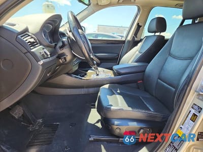 Zdjęcie 7 z 13 samochodu: 2011 BMW X3 XDRIVE35I VIN:5UXWX7C51BLT78270 - miniatura