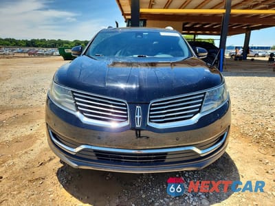 Piąte zdjęcie samochodu w środku: 2016 LINCOLN MKX RESERVE VIN:2LMPJ6LP3GBL41859 - miniatura