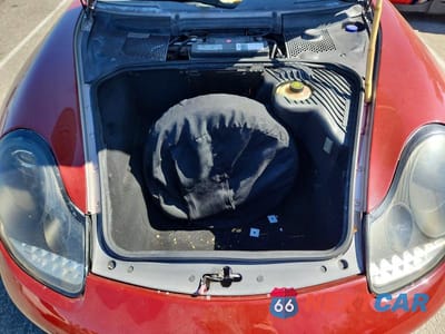 Zdjęcie 11 z 12 samochodu: 2001 PORSCHE BOXSTER VIN:WP0CA29861U625575 - miniatura