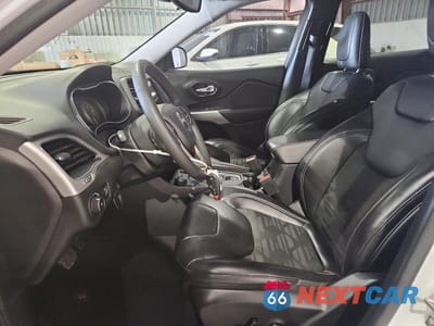 Zdjęcie 7 z 13 samochodu: 2022 JEEP CHEROKEE LATITUDE VIN:1C4PJMCX9ND550633 - miniatura
