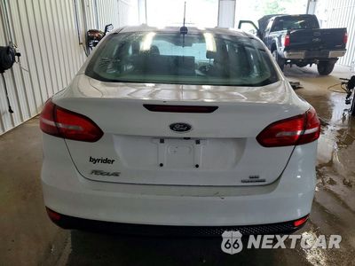 Zdjęcie 6 z 13 samochodu: 2015 FORD FOCUS SE VIN:1FADP3F26FL242635 - miniatura