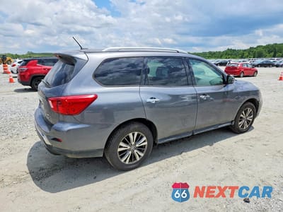 Trzecie zdjęcie samochodu z tyłu: 2018 NISSAN PATHFINDER SV VIN:5N1DR2MM0JC663273 - miniatura