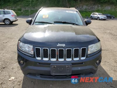 Piąte zdjęcie samochodu w środku: 2013 JEEP COMPASS SPORT VIN:1C4NJCBB3DD166028 - miniatura