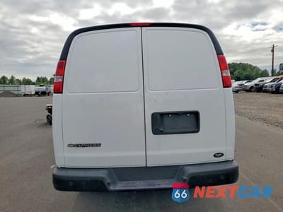 Zdjęcie 6 z 13 samochodu: 2025 CHEVROLET EXPRESS G2500 VIN:1GCWGAFP7S1115644 - miniatura