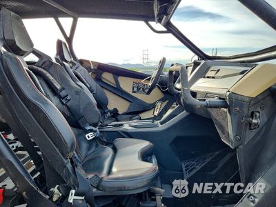Piąte zdjęcie samochodu w środku: 2024 POLARIS RZR TURBO R 4 ULTIMATE VIN:3NSG4D929RG067167 - miniatura