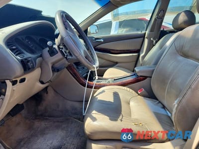 Zdjęcie 7 z 12 samochodu: 2000 ACURA 3.2TL VIN:19UUA5662YA046797 - miniatura