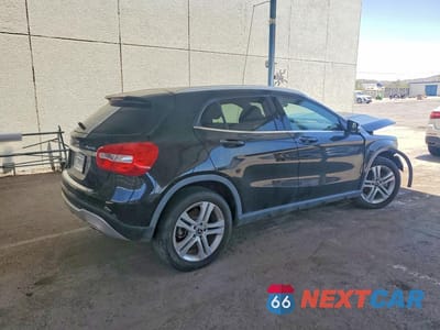 Trzecie zdjęcie samochodu z tyłu: 2019 MERCEDES-BENZ GLA 250 VIN:WDCTG4GB0KU010346 - miniatura