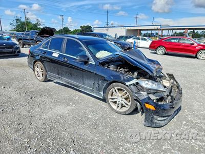 Czwarte zdjęcie samochodu z boku: 2014 MERCEDES-BENZ C 300 4MATIC VIN:WDDGF8AB4ER313458 - miniatura
