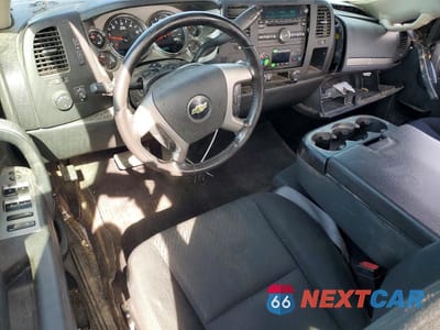 Zdjęcie 8 z 12 samochodu: 2012 CHEVROLET SILVERADO K1500 LT VIN:1GCRKSE76CZ219192 - miniatura