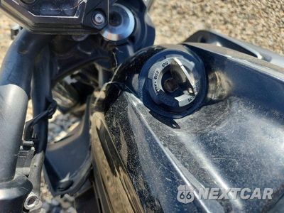 Zdjęcie 8 z 9 samochodu: 2017 KAWASAKI ER650 H VIN:JKAEREH15HDA01054 - miniatura