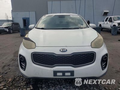 Piąte zdjęcie samochodu w środku: 2017 KIA SPORTAGE LX VIN:KNDPMCAC3H7116325 - miniatura