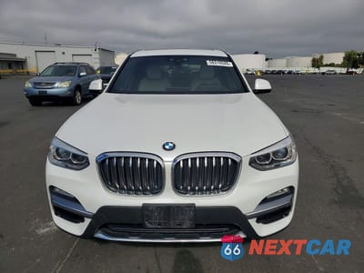 Piąte zdjęcie samochodu w środku: 2019 BMW X3 XDRIVE30I VIN:5UXTR9C56KLP95196 - miniatura