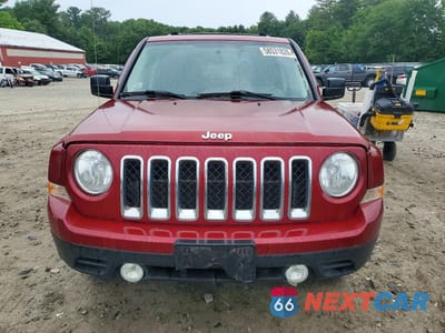 Piąte zdjęcie samochodu w środku: 2012 JEEP PATRIOT LATITUDE VIN:1C4NJRFB4CD683625 - miniatura