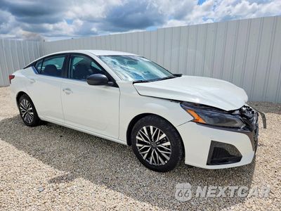Czwarte zdjęcie samochodu z boku: 2026 NISSAN ALTIMA SV VIN:1N4BL4DV0TN311857 - miniatura